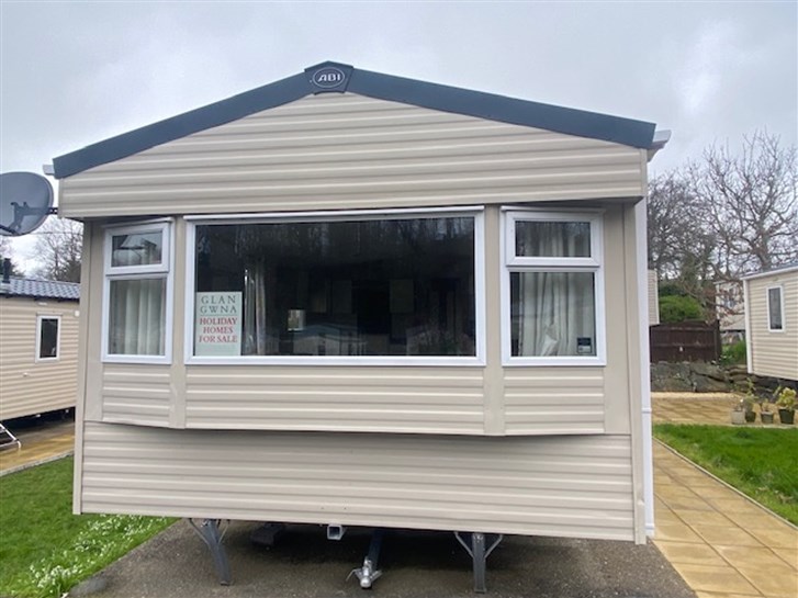 Used ABI Summerbreeze  2018 PRIVATE SALE 3 bedroom caravan for sale £28,000.00