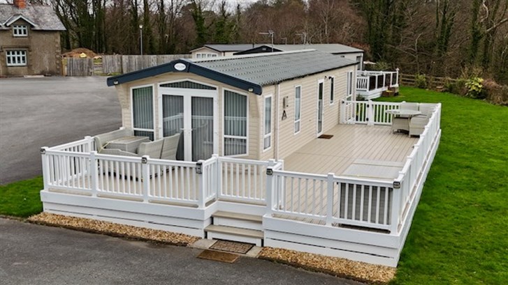 Used Atlas Status 2017 2 bedroom caravan for sale £32,000.00