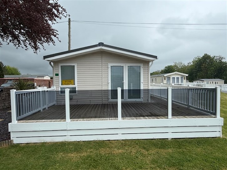 Used Atlas Lilac Lodge 2011 PRIVATE SALE 2 bedroom lodge for sale £39,950.00