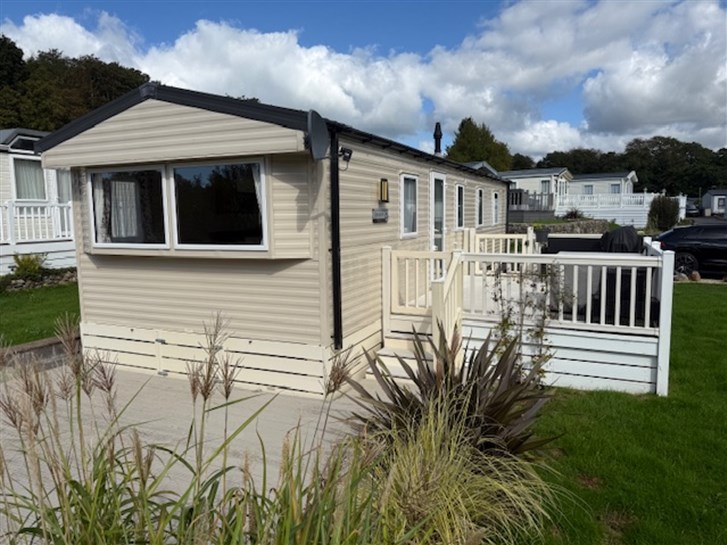 Used Willerby Seasons 2018 Private Sale 3 bedroom caravan for sale £23,000.00