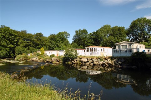 Riverside caravans and lodges